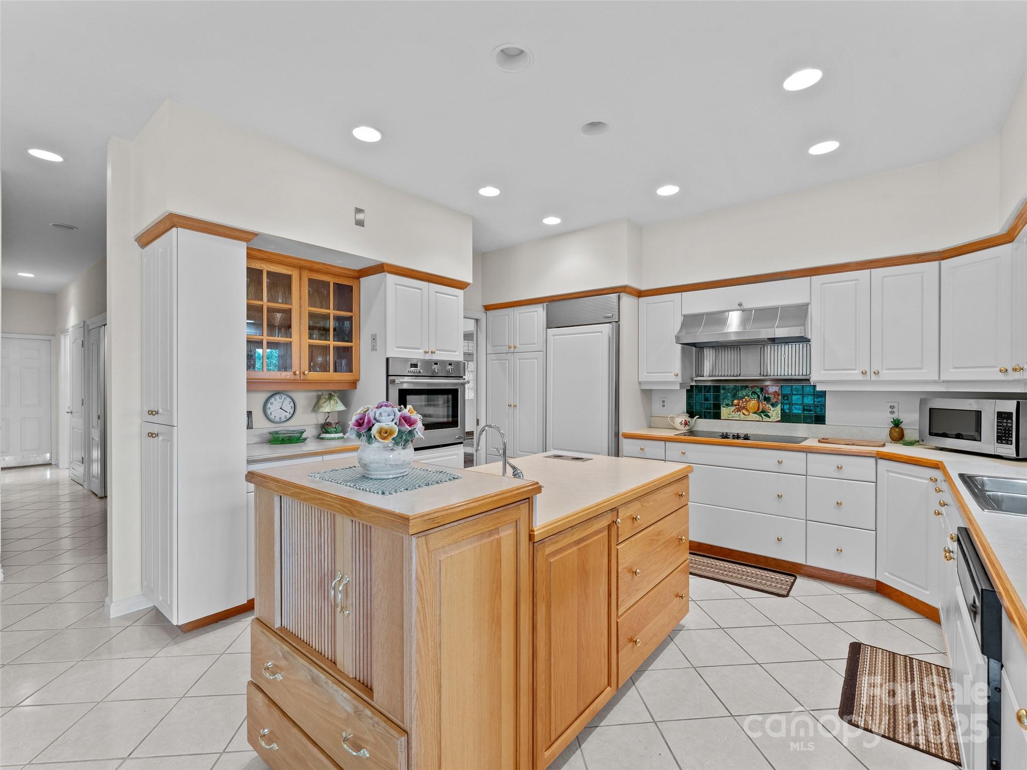 Walnut Hills - Residential