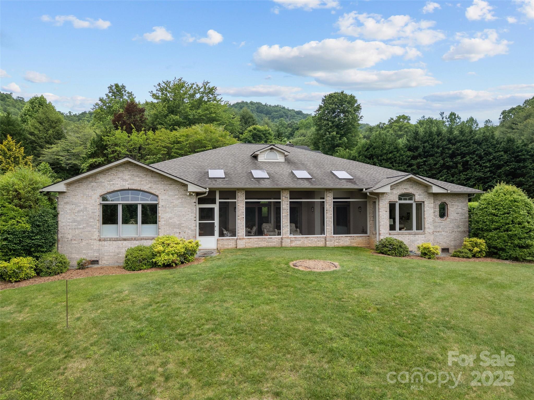 110 Walnut Hills Drive