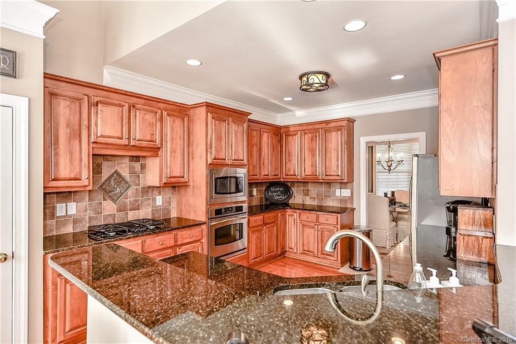 Weatherstone Manor - Residential