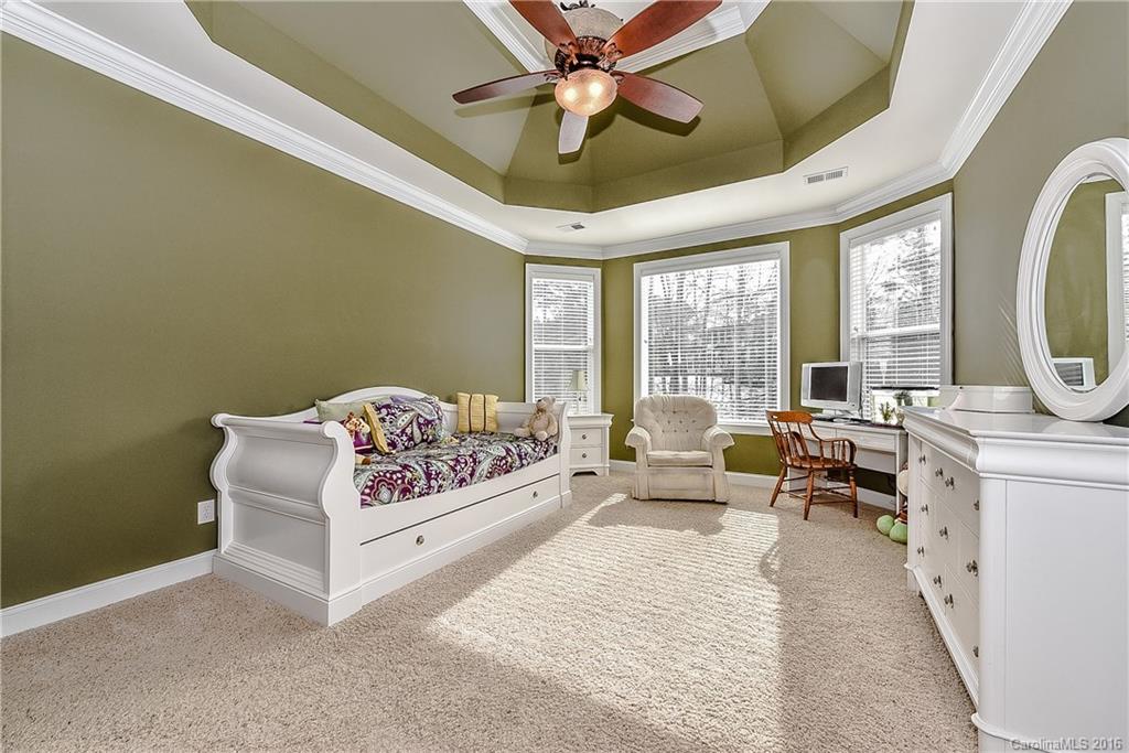 Weatherstone Manor - Residential