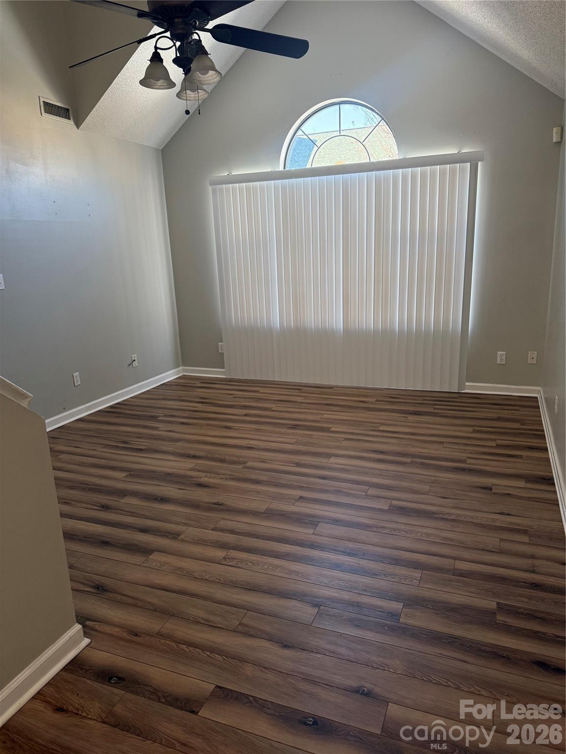 1653 20th Avenue Court NE