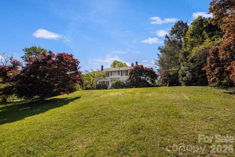 29 Walnut Street Hot Springs NC 28743