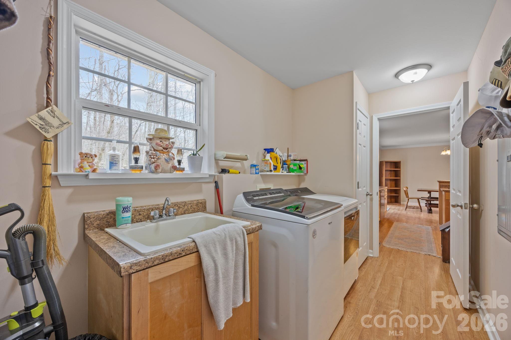 Honey Locust Estates - Residential