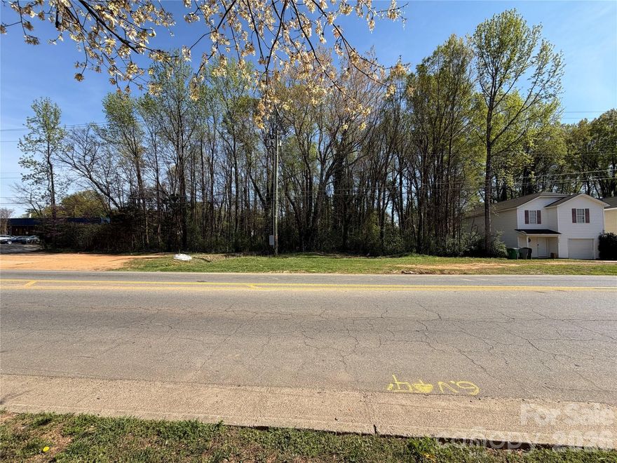 PRIME BUILDABLE LOT IN 28269! Zoned N2-B, this key corner lot is ideal for Charlotte's next premier development project. Just 15 minutes to downtown Charlotte, 15 minutes to Charlotte-Douglas Int'l Airport and close to Charlotte's major roads and highways, 5340 Nevin is a gem waiting to be cut an polished!