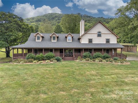 97 Circle E Ranch Road Burnsville NC 28714