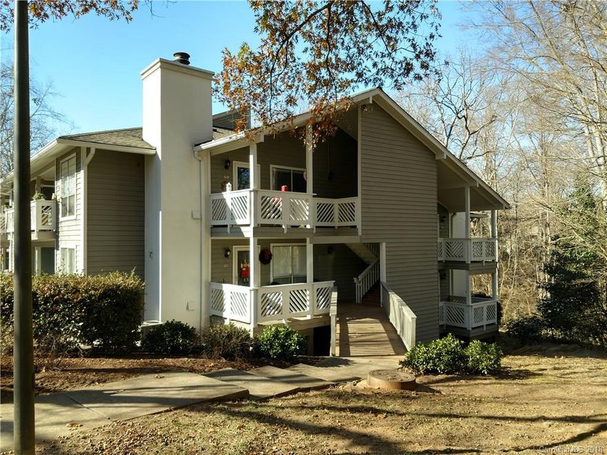 Southpark  location!  One level, end unit condo.  With large covered  balcony and fabulous private view! Bright and open with vaulted ceilings.