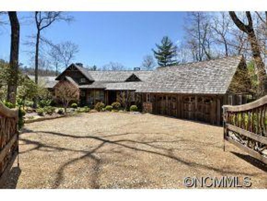 This legacy estate is perched high above the valley with stunning mountain views and using reclaimed lumber and hand hewn beams for that timeless mountain feel. The open floor plan offers ample space for entertaining or simply unwinding. Master bedroom and two guest suites are all on the main level. A separate guest house features a living room with stone fireplace, kitchen, and private bedroom.