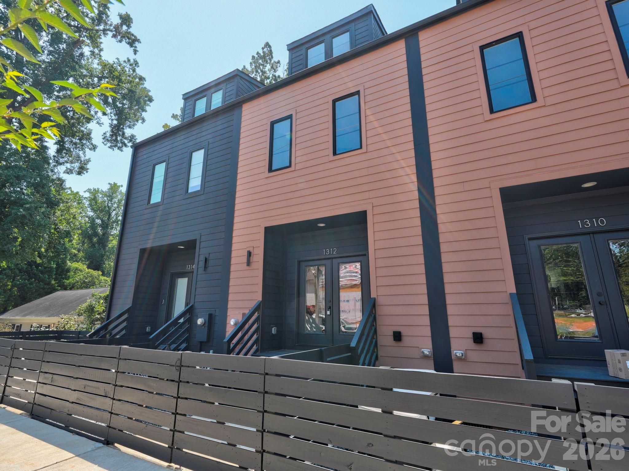 1312 Carolyn Drive