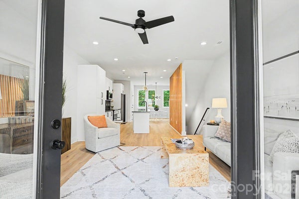 1312 CAROLYN DR, CHARLOTTE, NC 28205 - Image 80c6a29e35ae97a20aaa223d618d75f2/3392957693