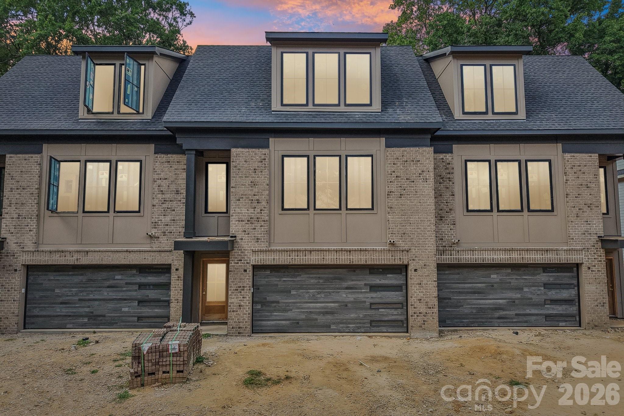 1539 Crystal Road