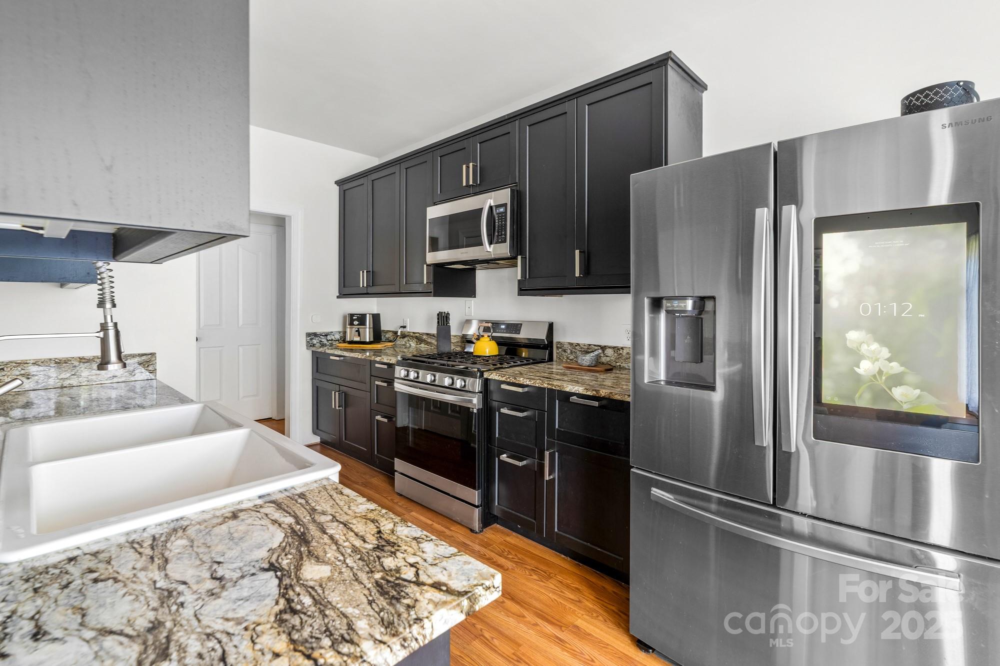 Ole Eastpointe - Residential