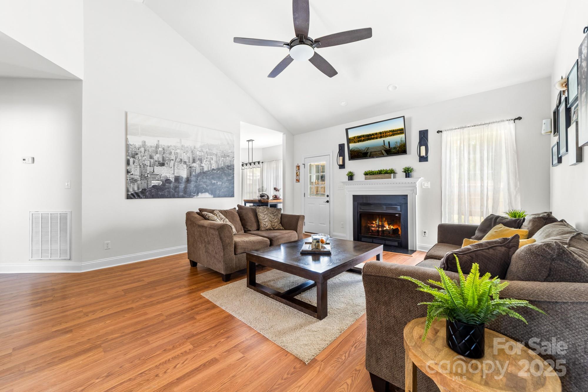 Ole Eastpointe - Residential