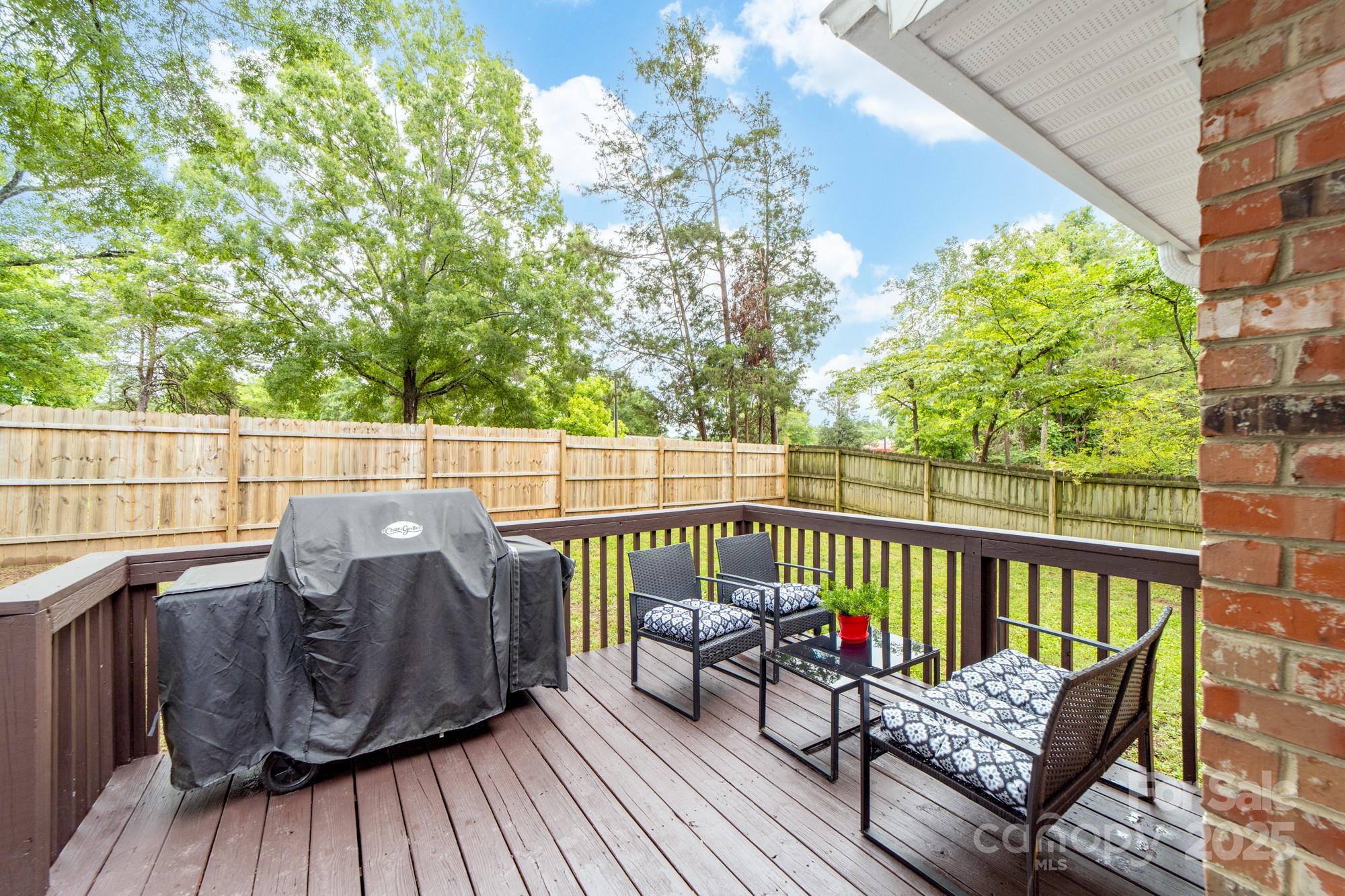 Ole Eastpointe - Residential