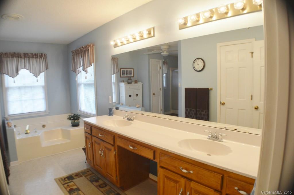 Forest Oaks - Residential