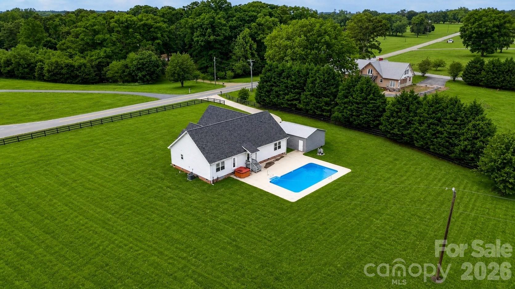 879 Doggett Road