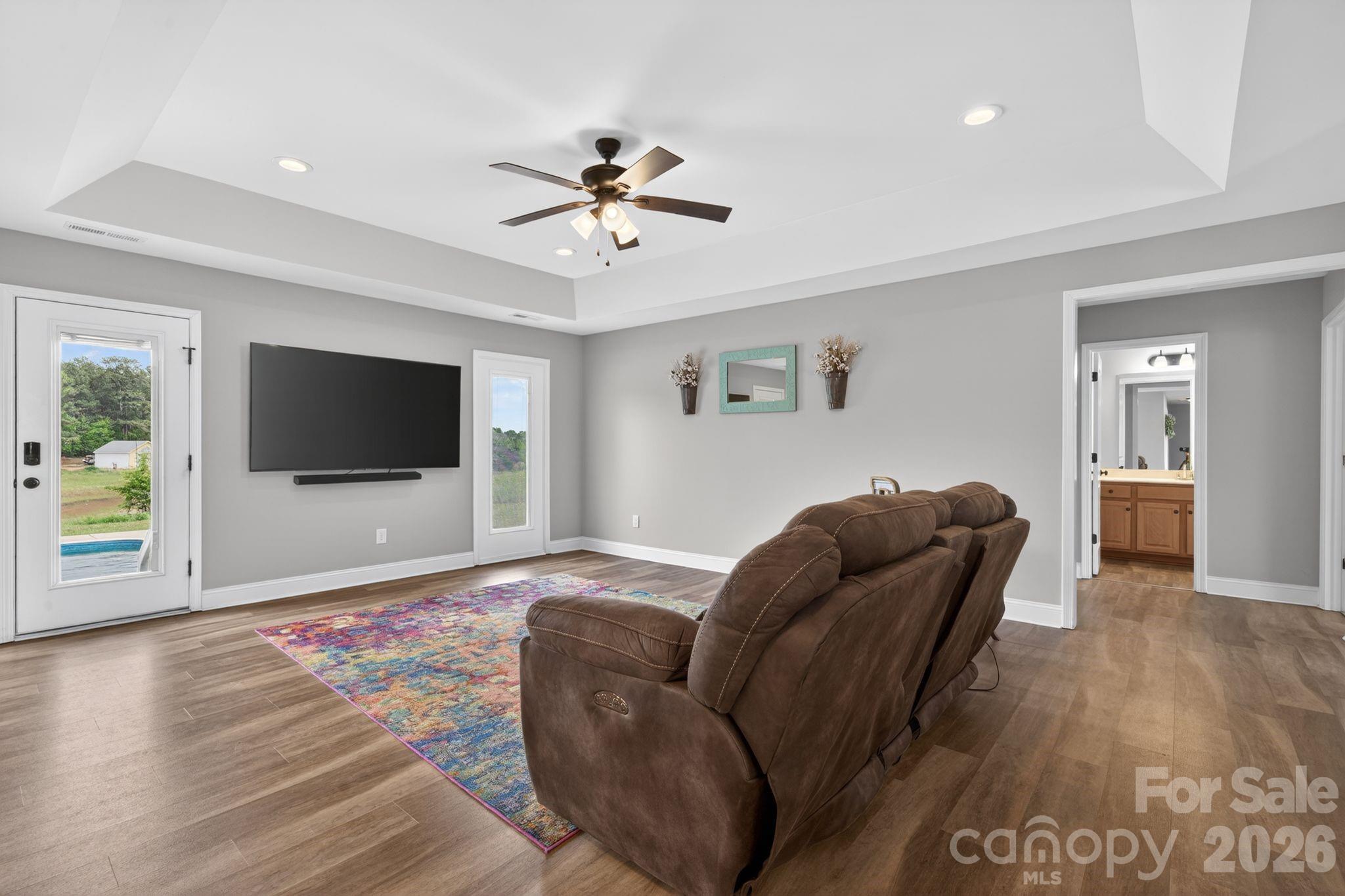 Churchill Farms - Residential