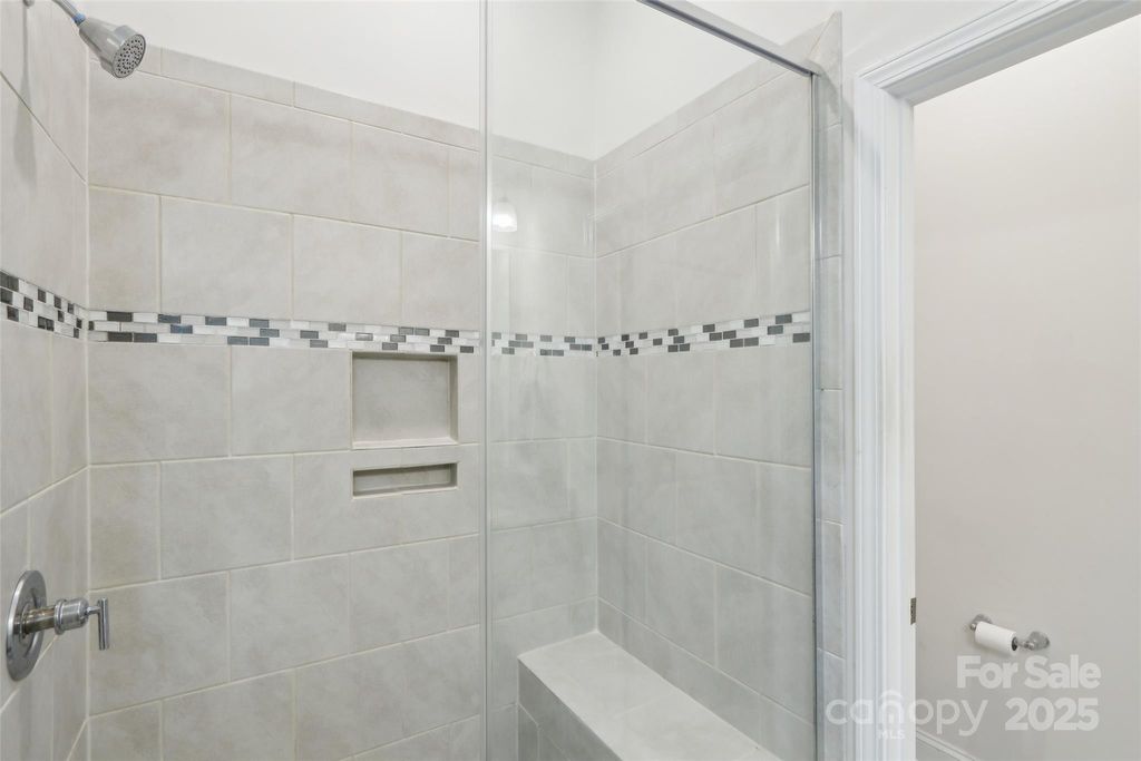 listing image 30
