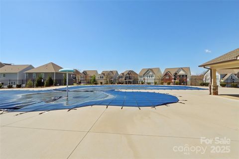 listing image 44