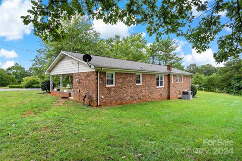 A home in Bostic