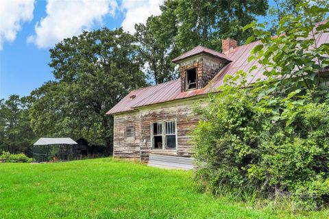 A home in Bostic