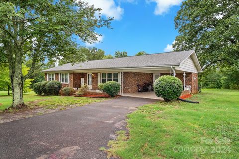 A home in Bostic