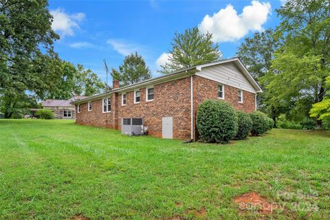 A home in Bostic