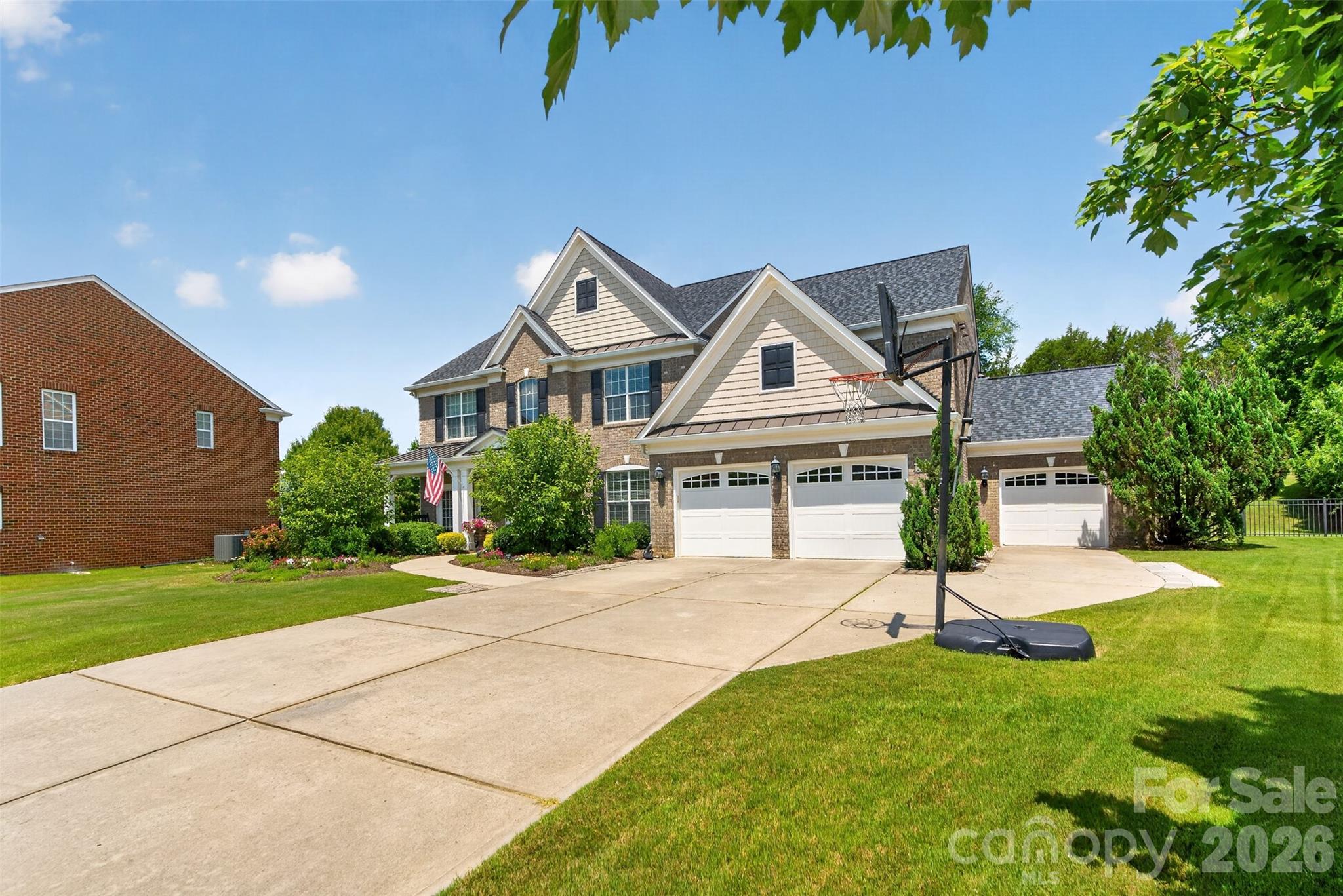 2109 Goddard Way