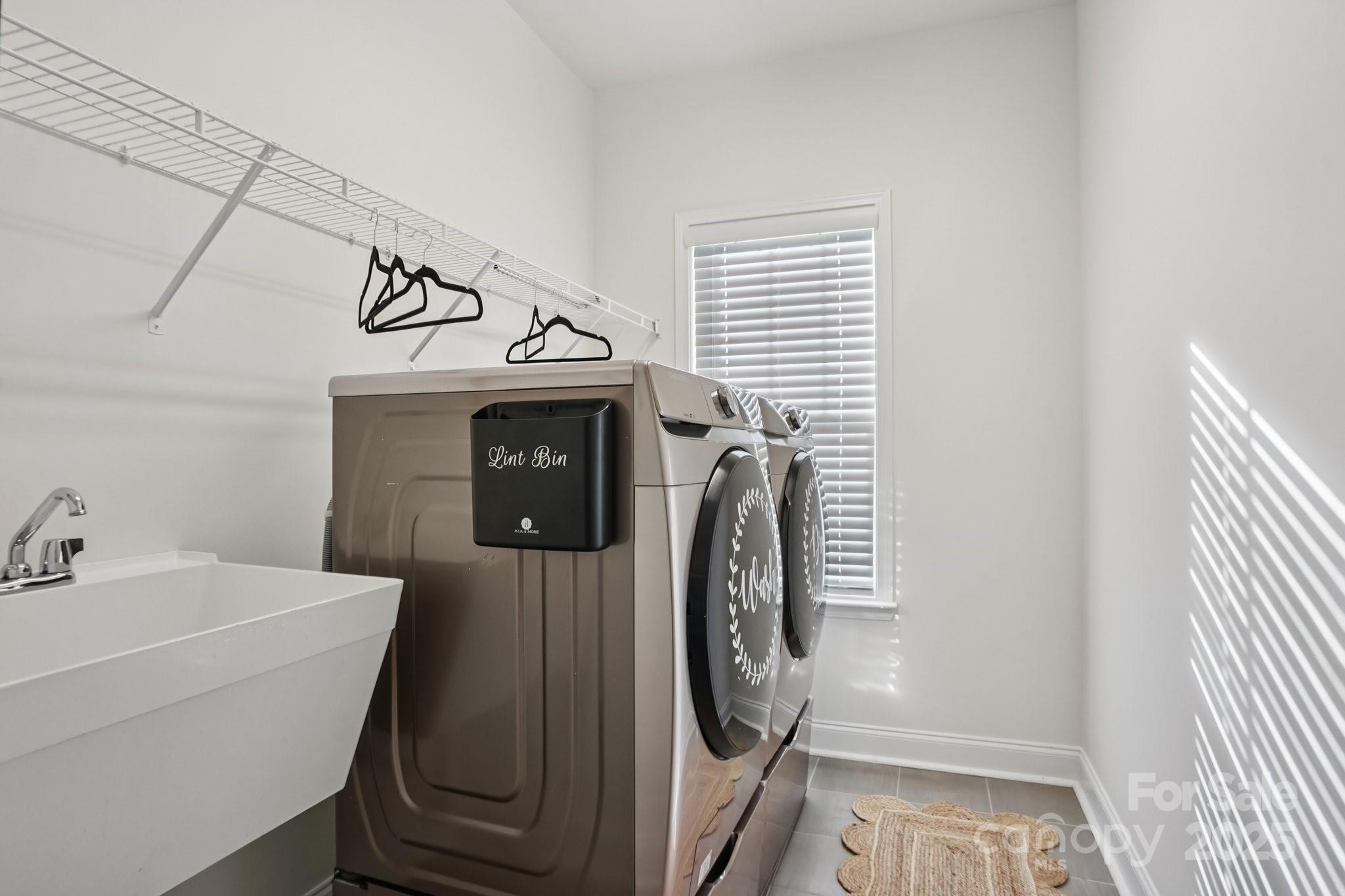 The Retreat at Rayfield - Residential