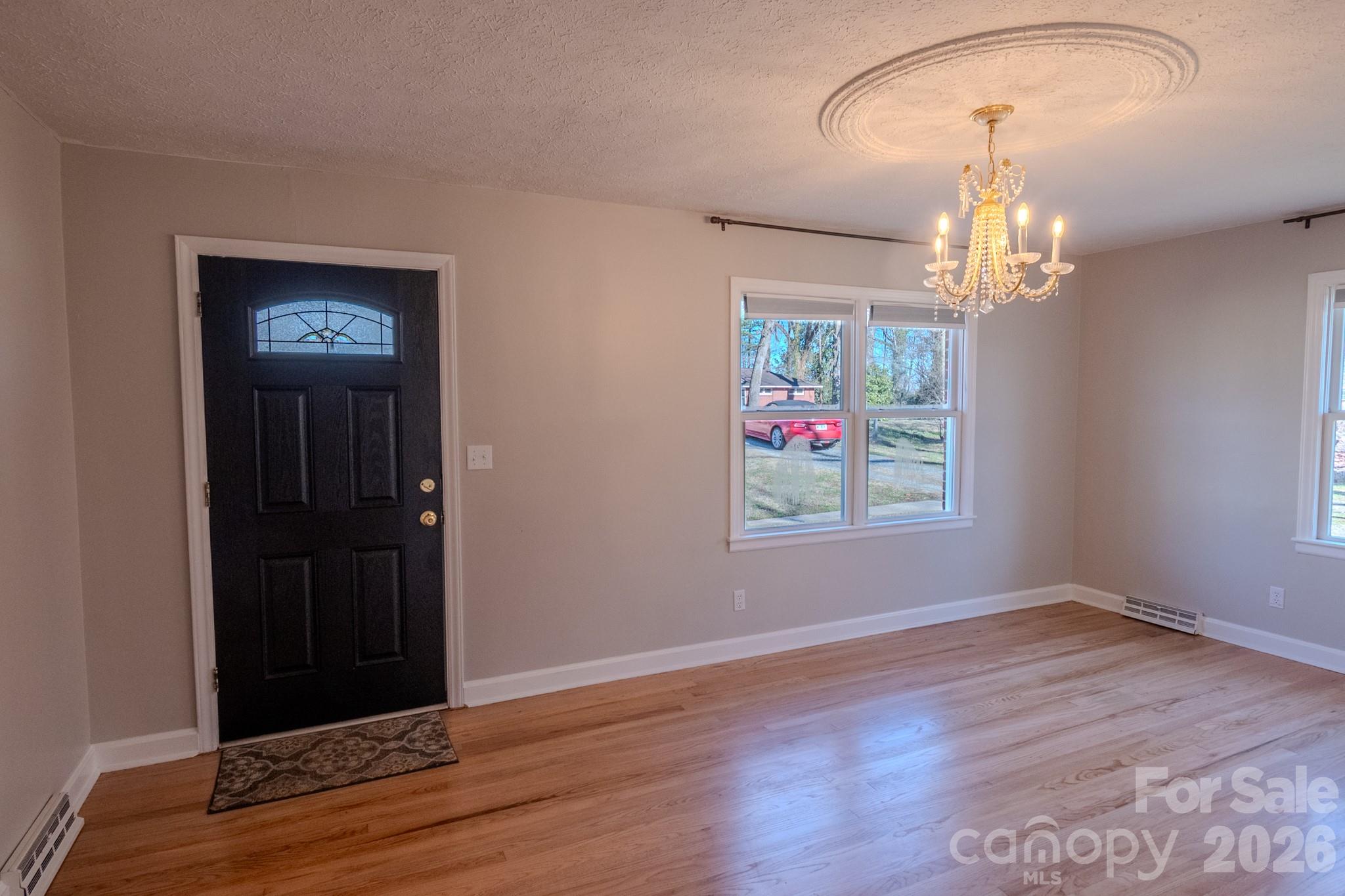 2113 W Randolph Road