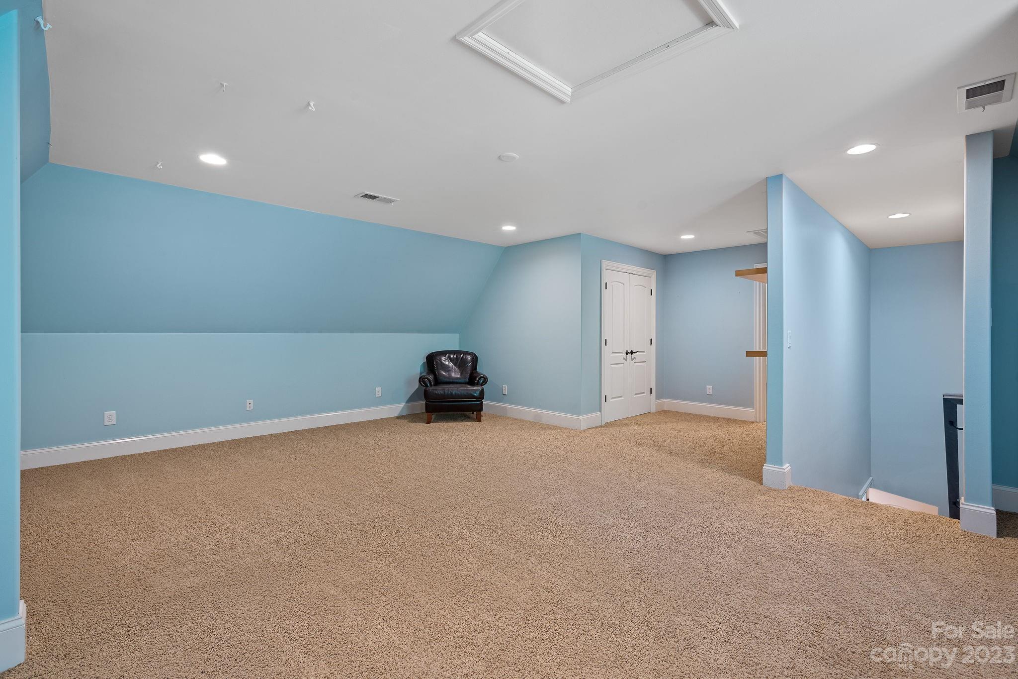 The Palisades - Residential