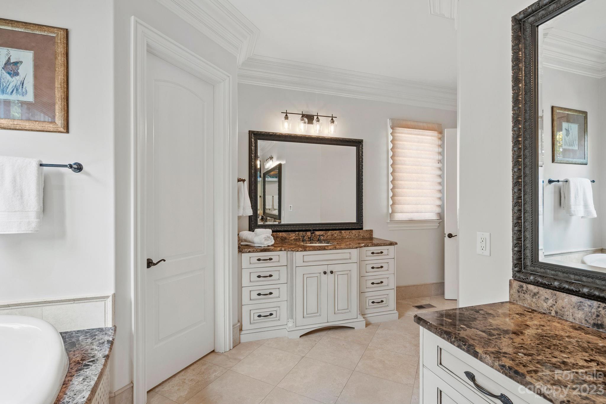 The Palisades - Residential