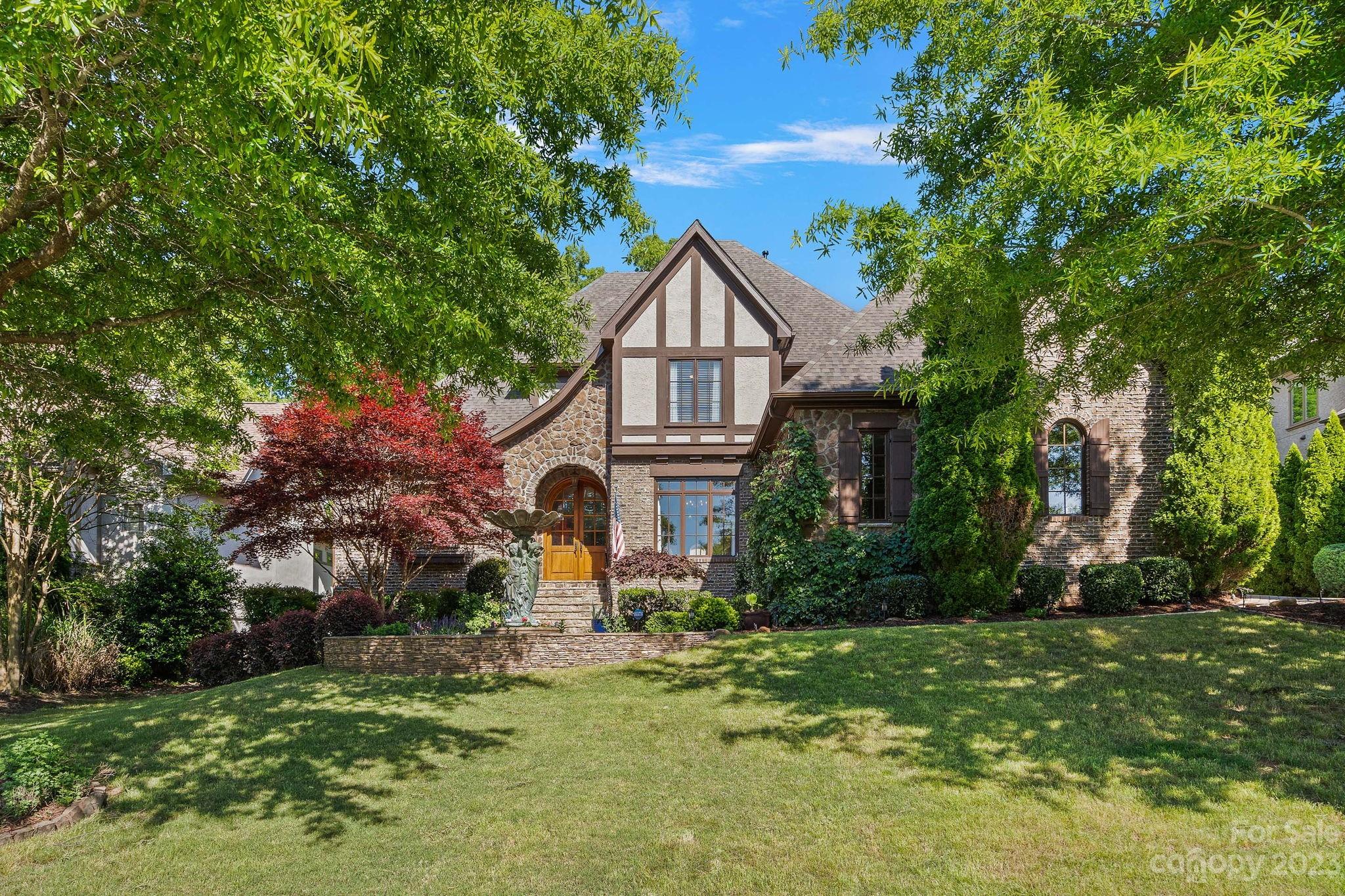 The Palisades - Residential