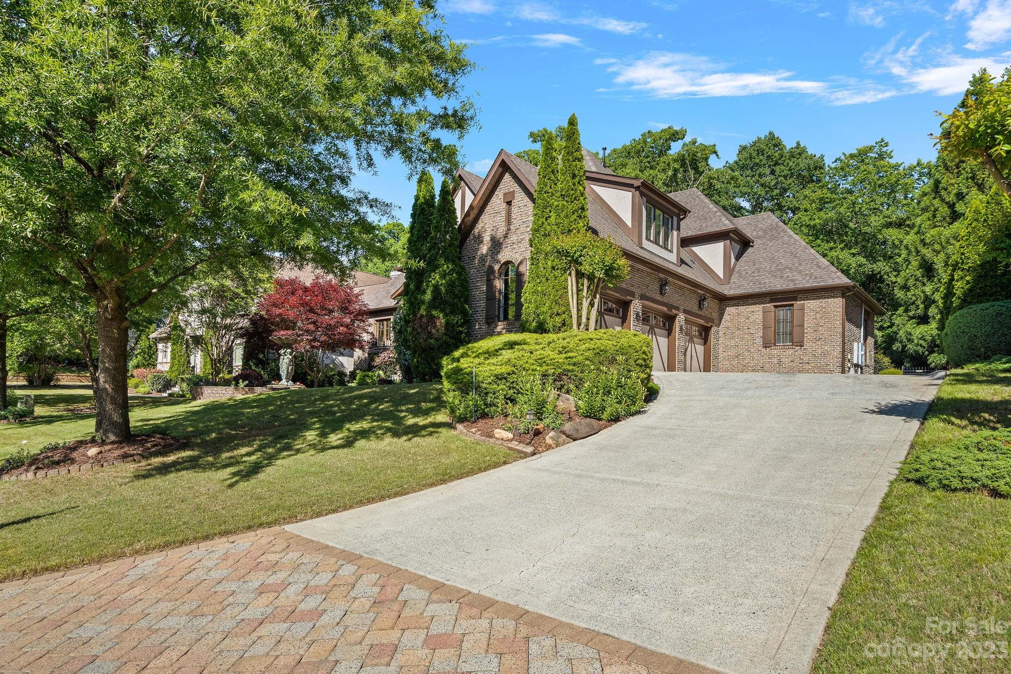 The Palisades - Residential