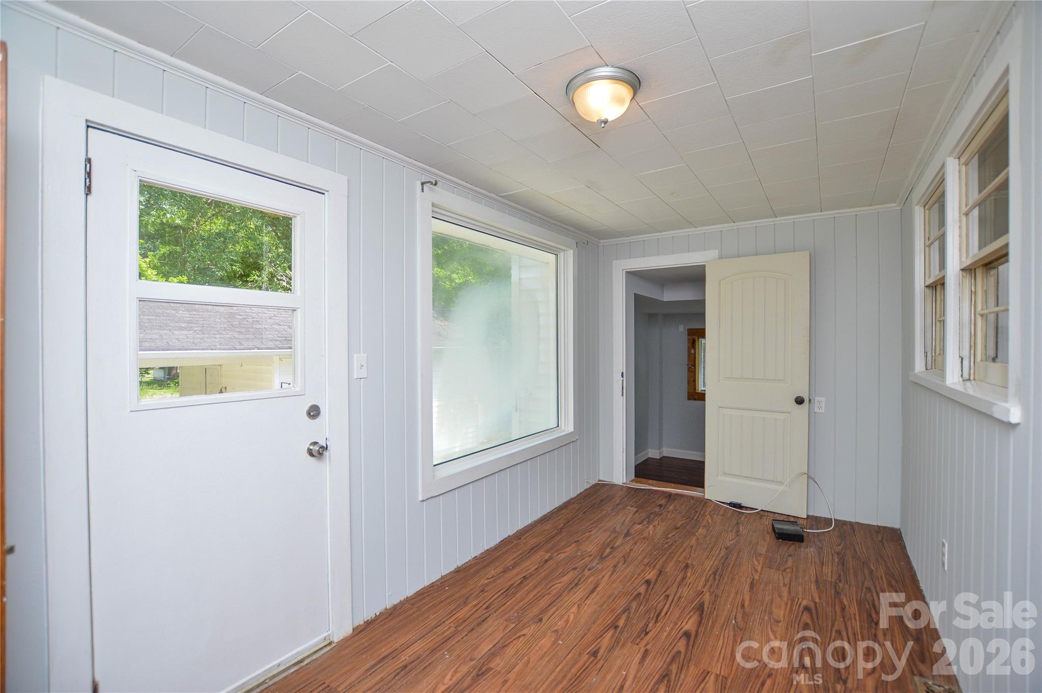 Thomas Estates - Residential