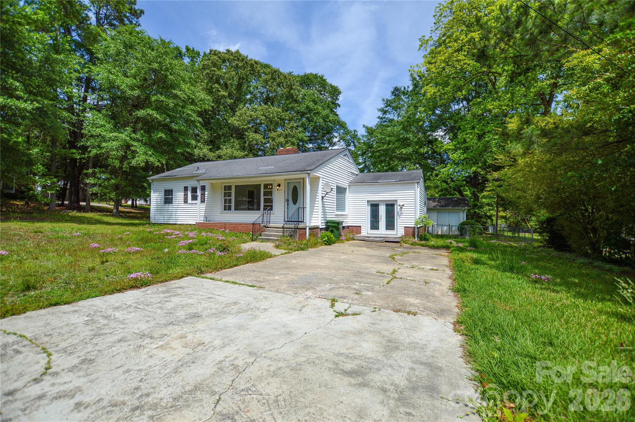 Thomas Estates - Residential