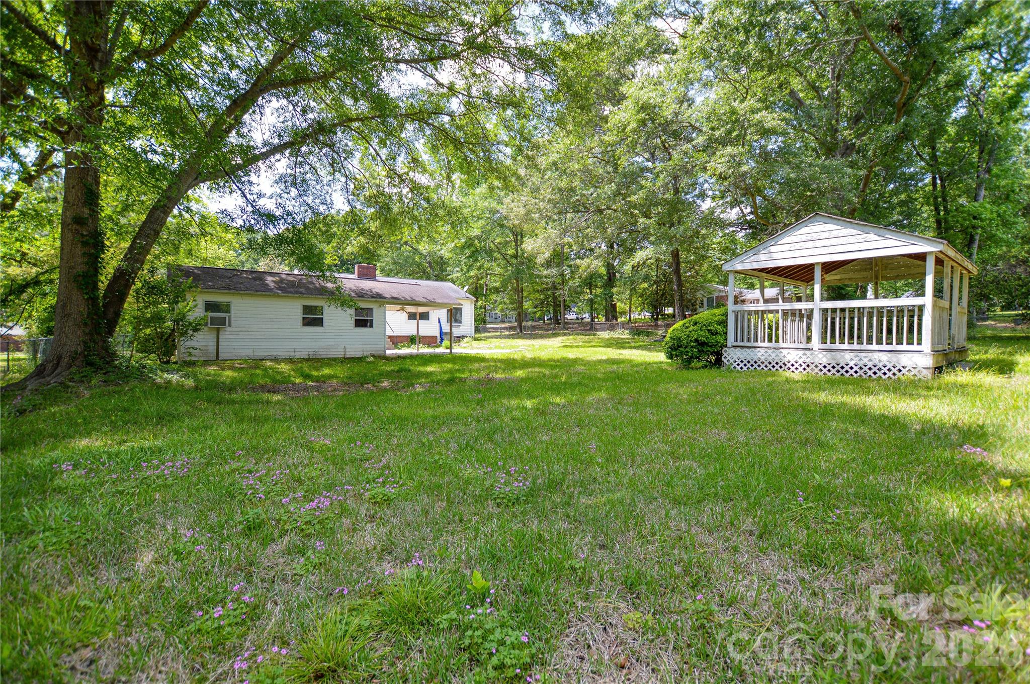 Thomas Estates - Residential