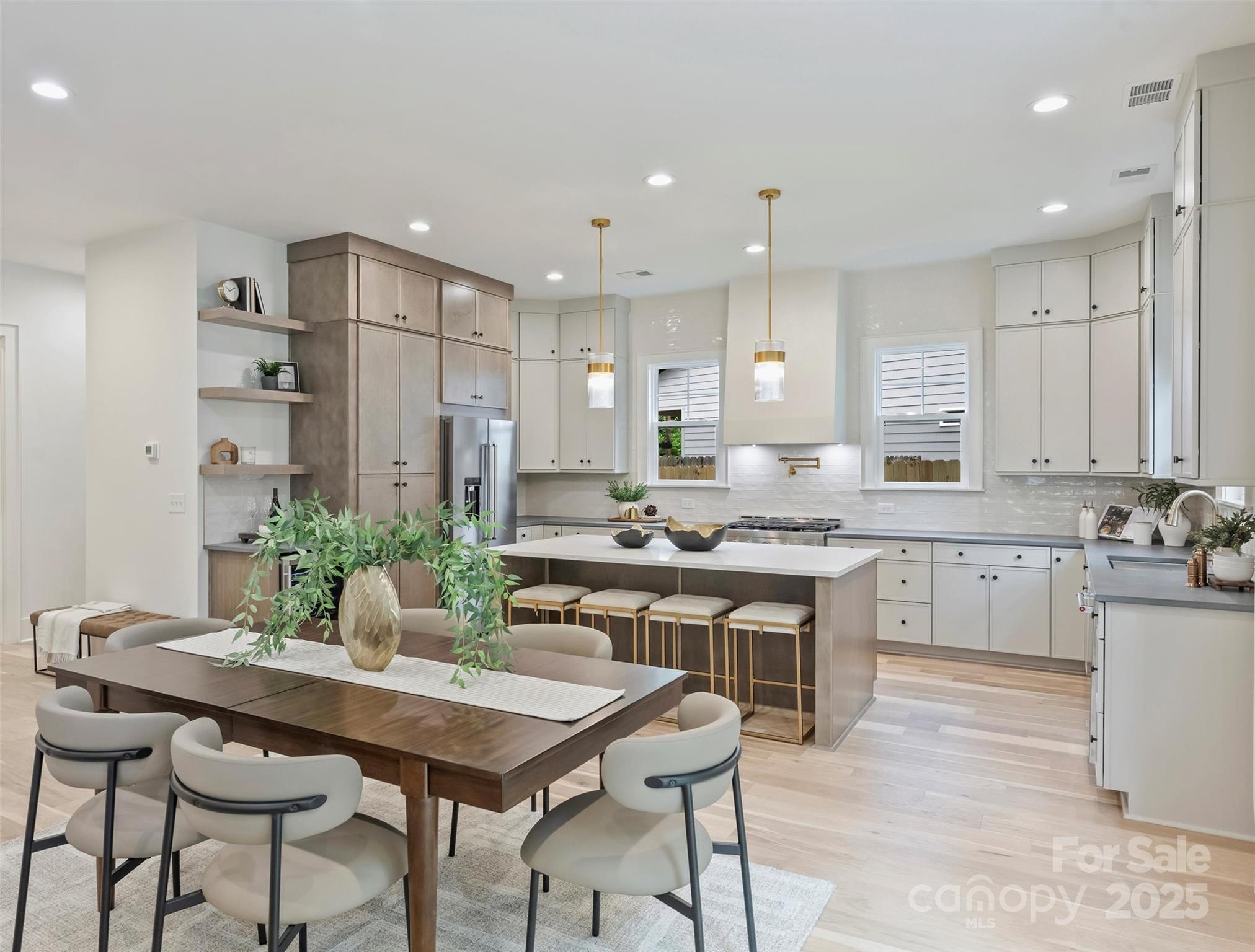 Merry Oaks - Residential