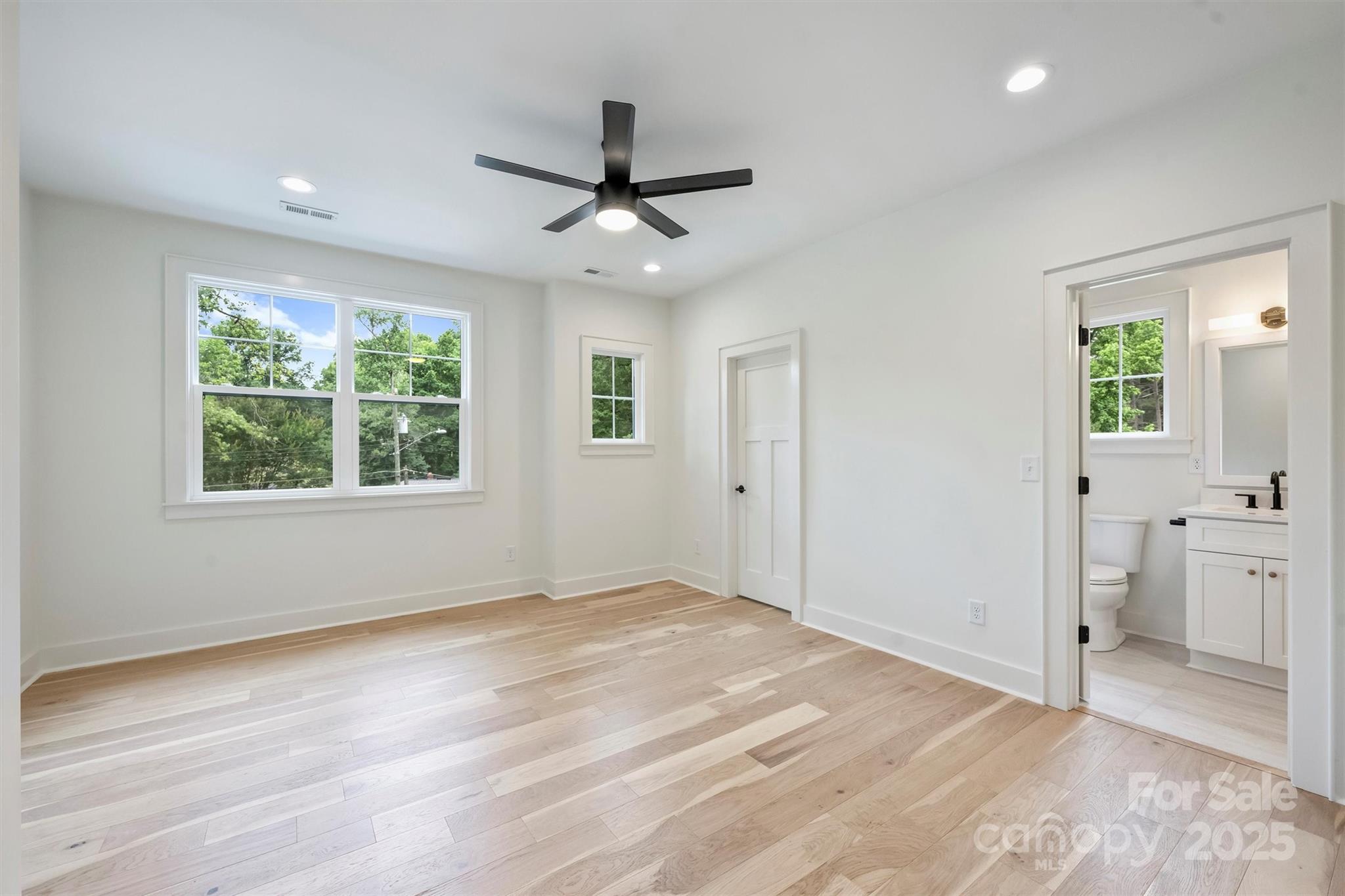 Merry Oaks - Residential