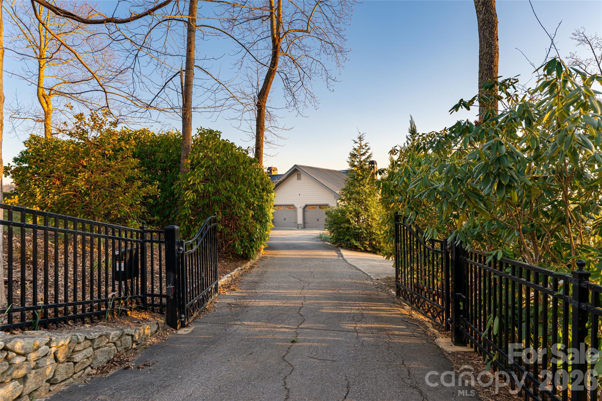 525 Elk Mountain Scenic Highway