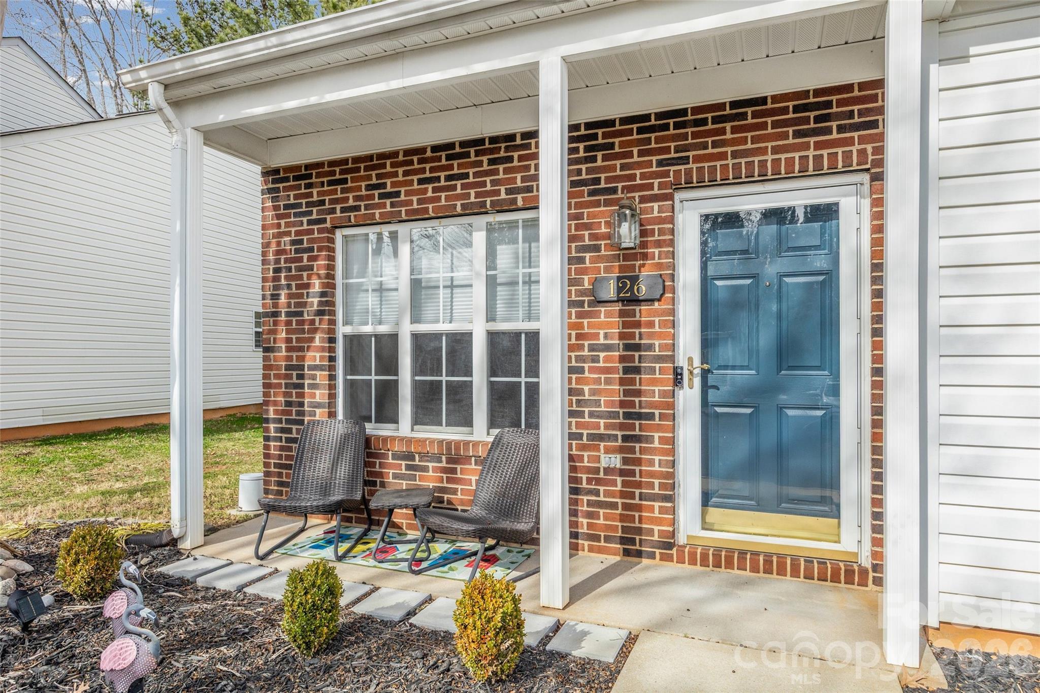 The Townes At River Crossing - Residential