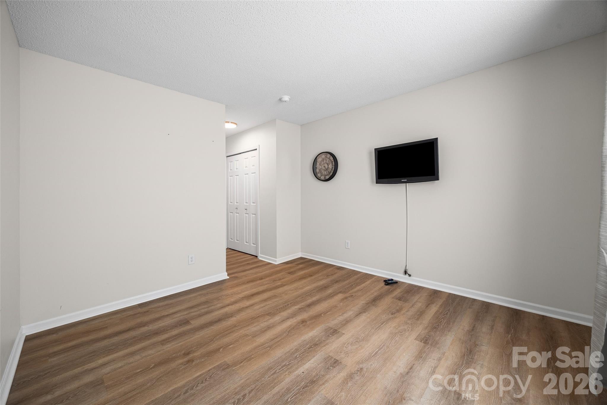 The Townes At River Crossing - Residential