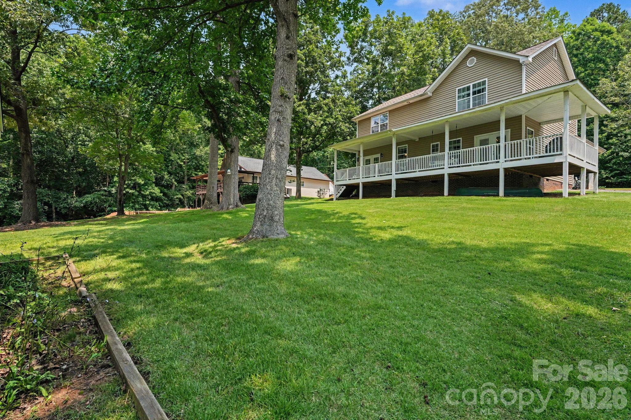 128 La Agua Lane