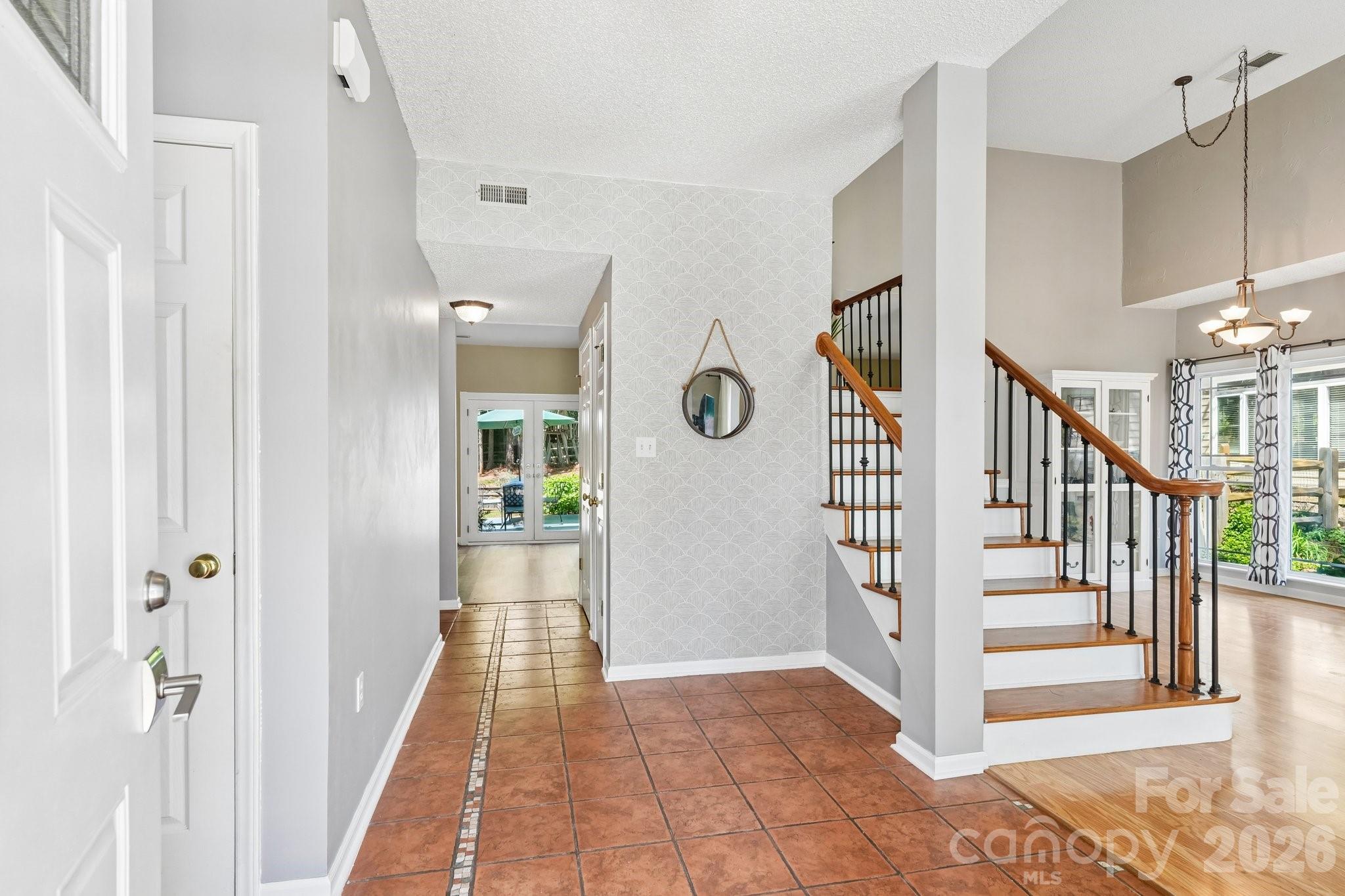 186 Southhaven Drive