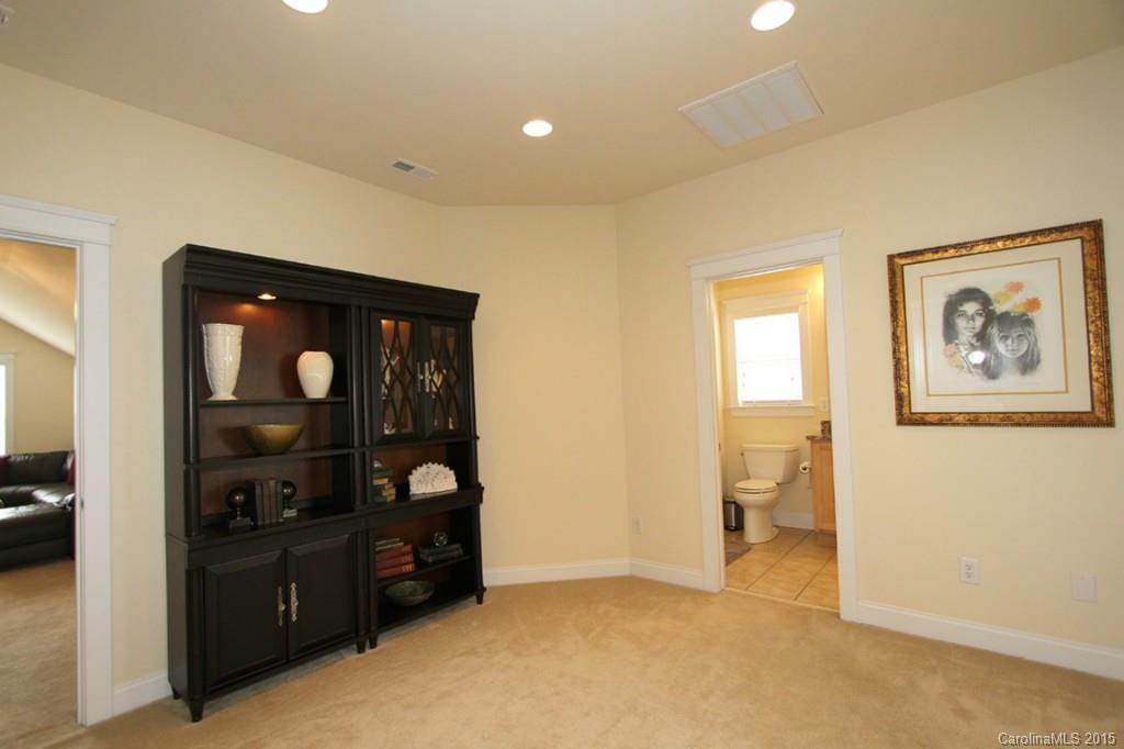 Hawthorne - Residential