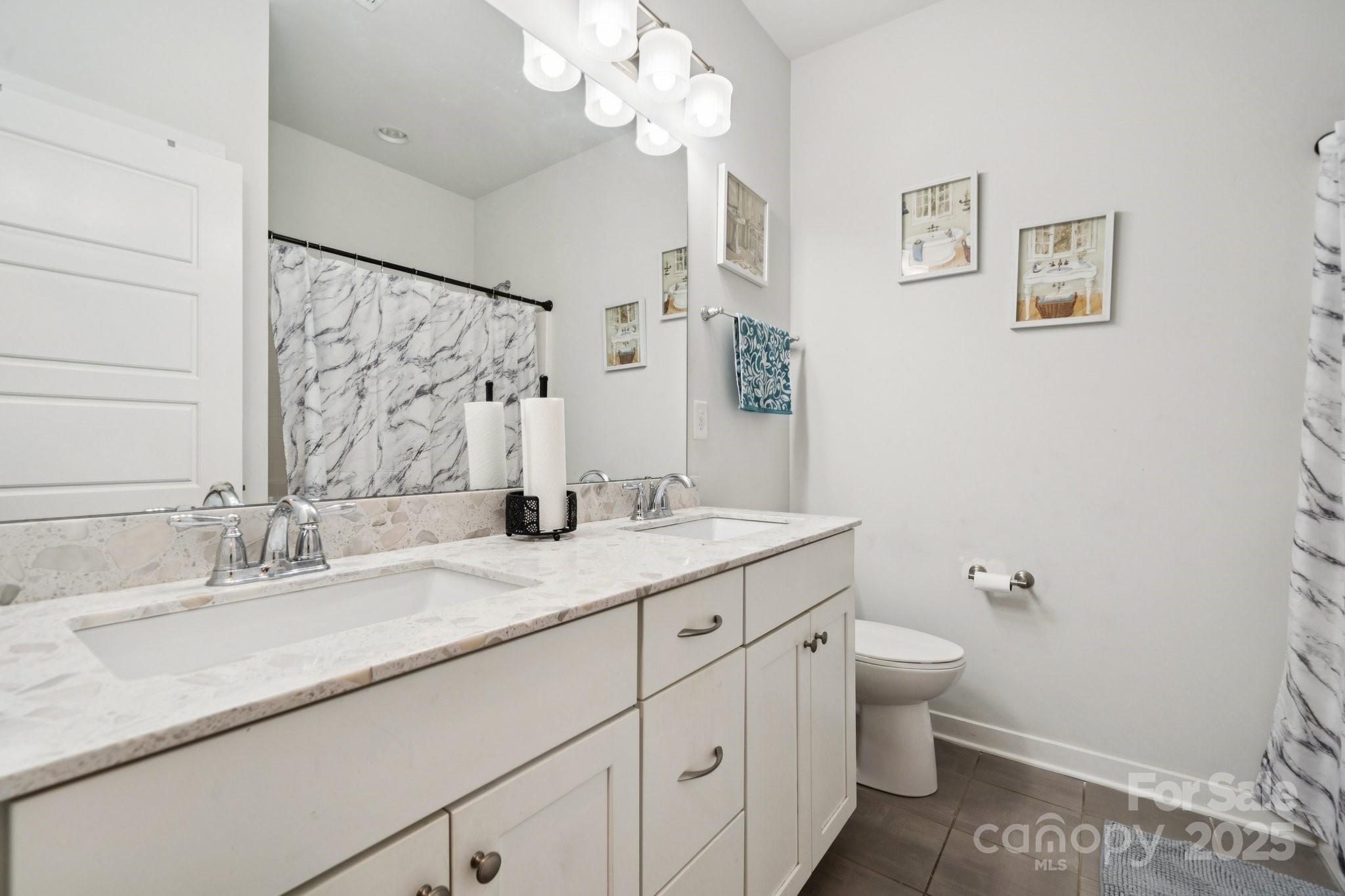 Paddlers Cove - Residential