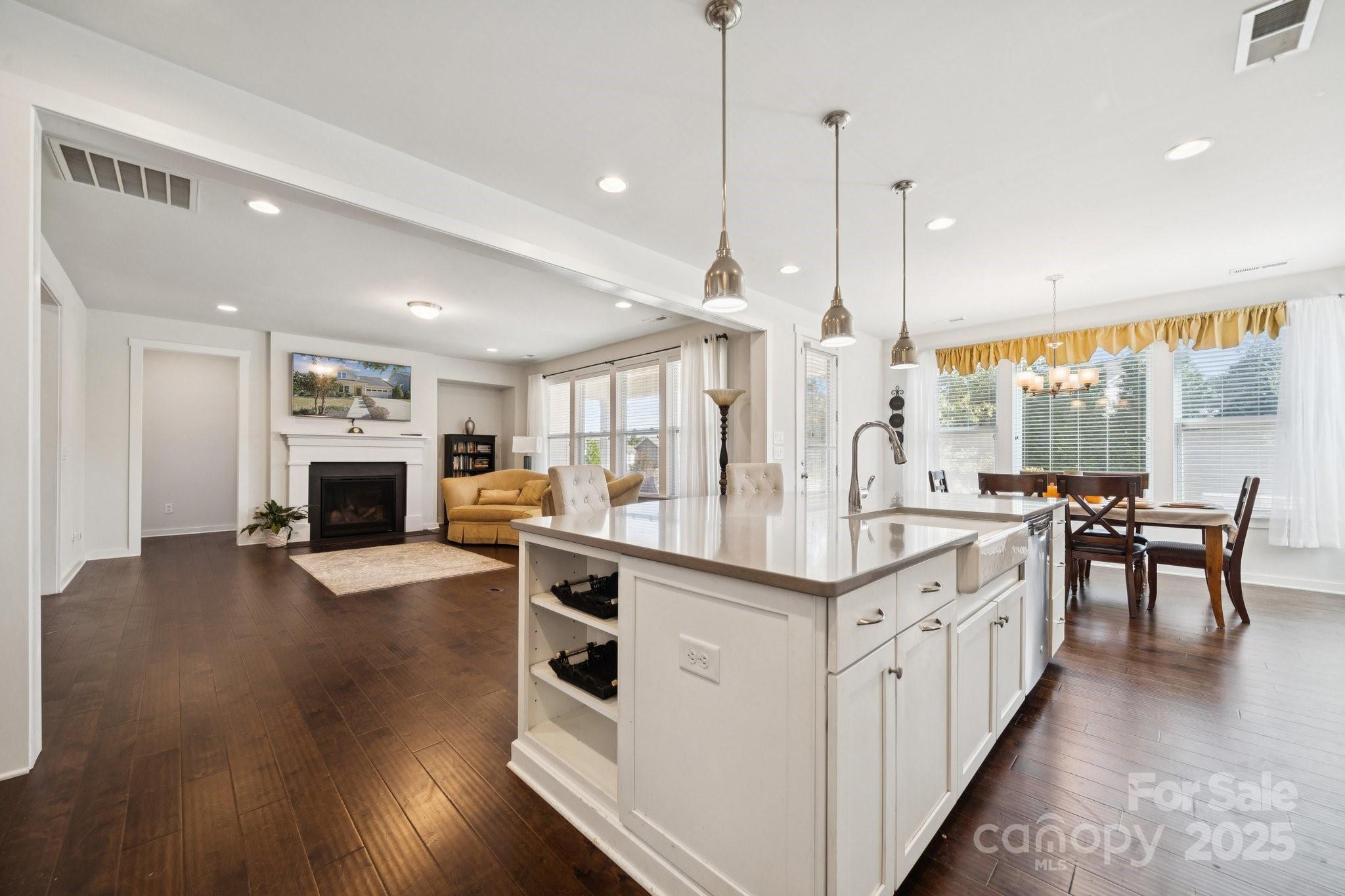 Paddlers Cove - Residential