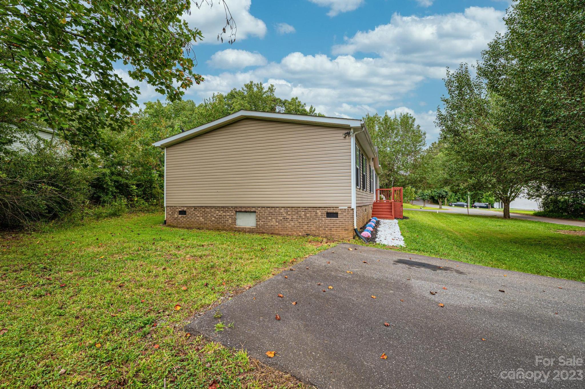 Mcree Trace - Residential