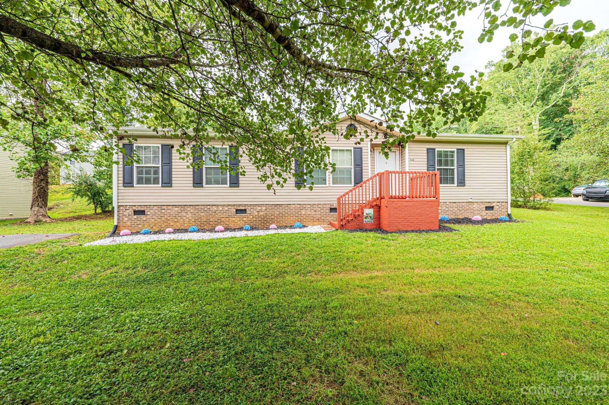 Mcree Trace - Residential