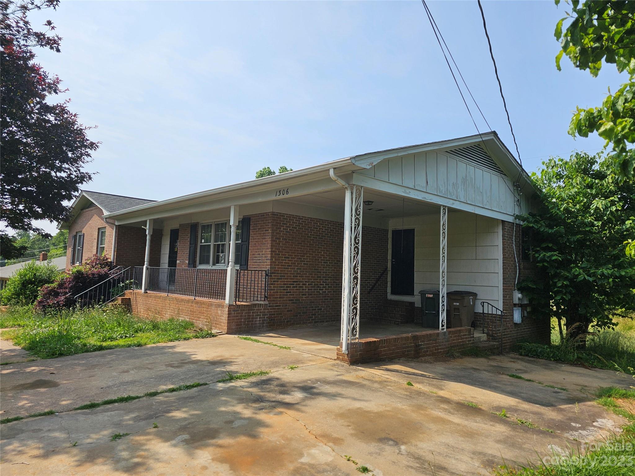 Wesson Heights - Residential