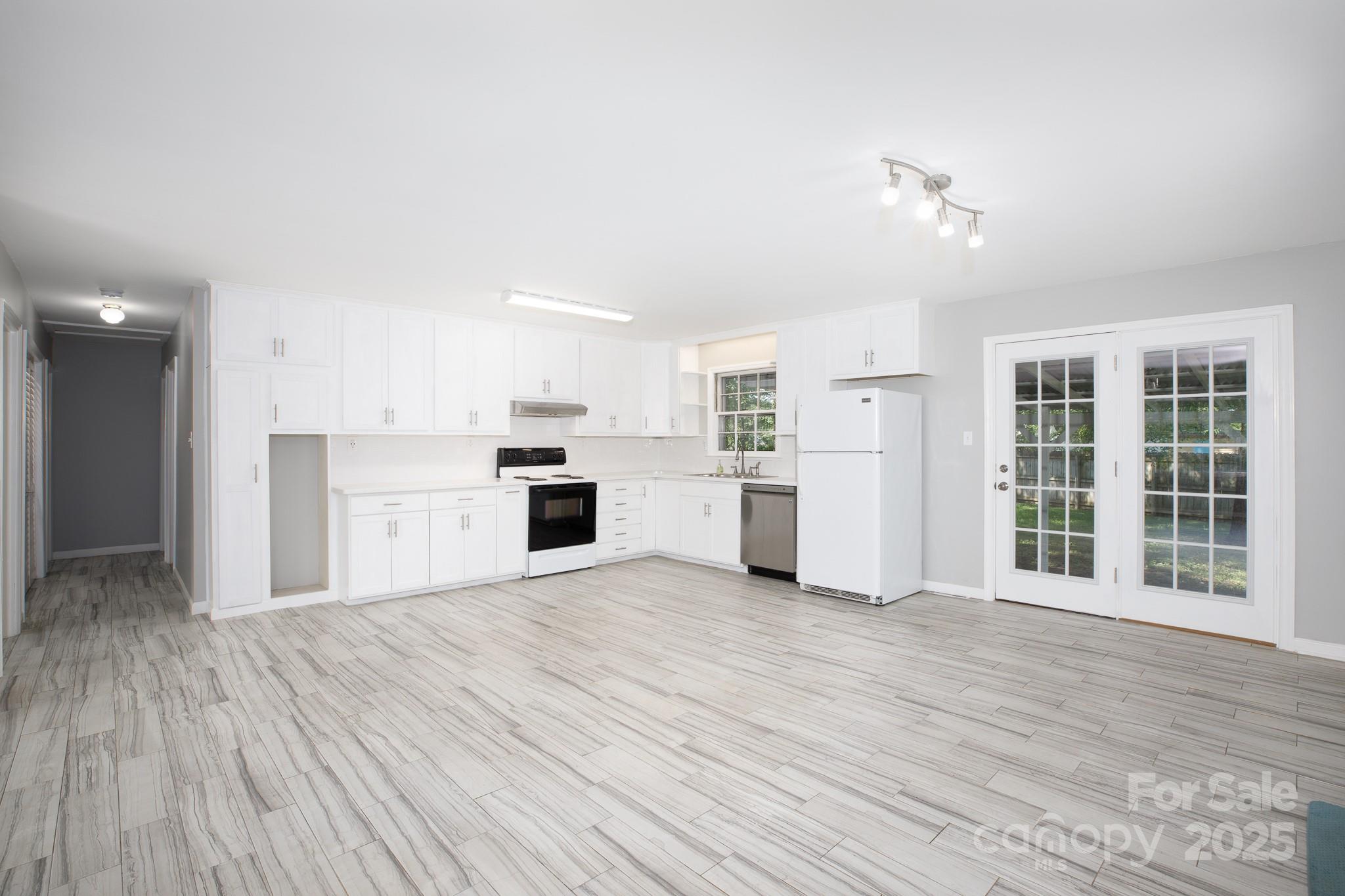 Midbrook - Residential